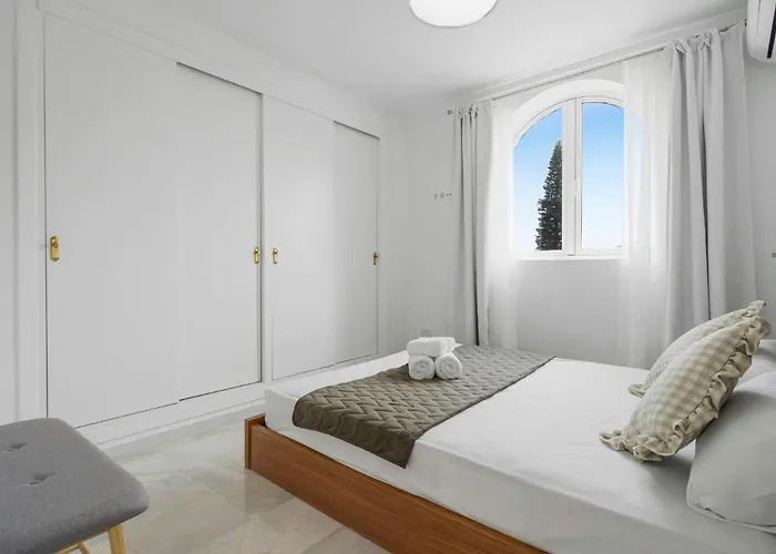 Piscina Y Vistas Espectaculares En Апартаменты *