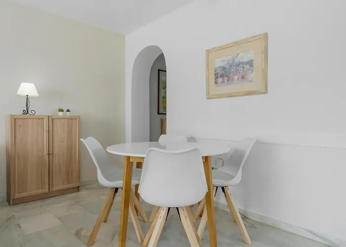 Piscina Y Vistas Espectaculares En * Torremolinos